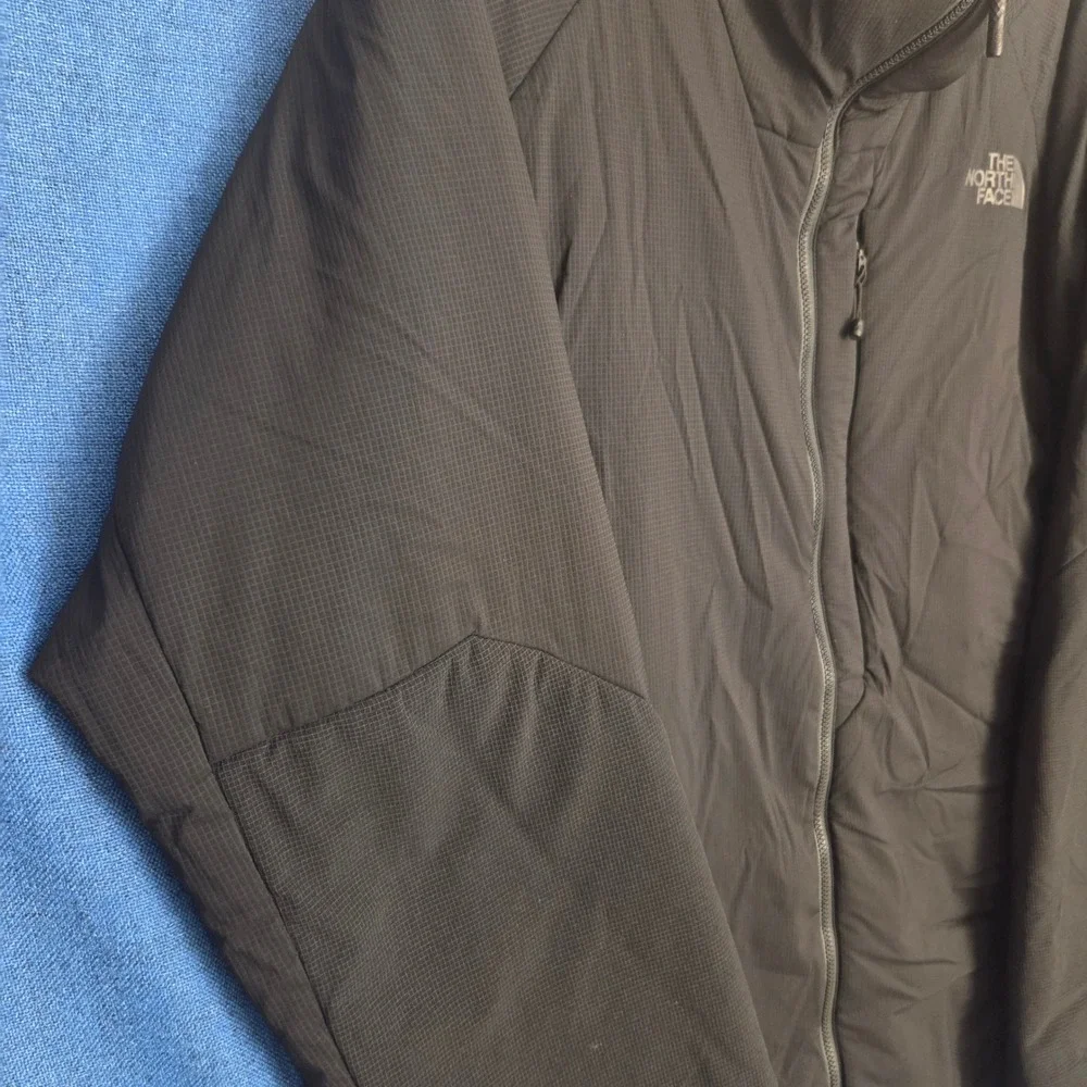 The North Face Men's Ventrix Insulated Hoodie Jacket - TNF Black - Size XL